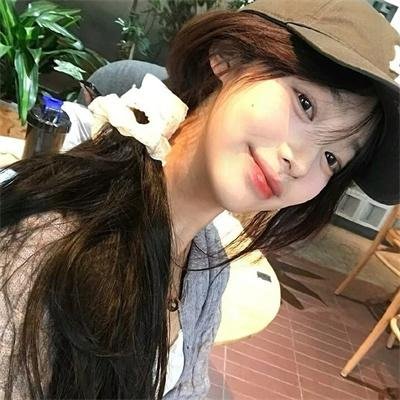 他的摩托车，她的岛